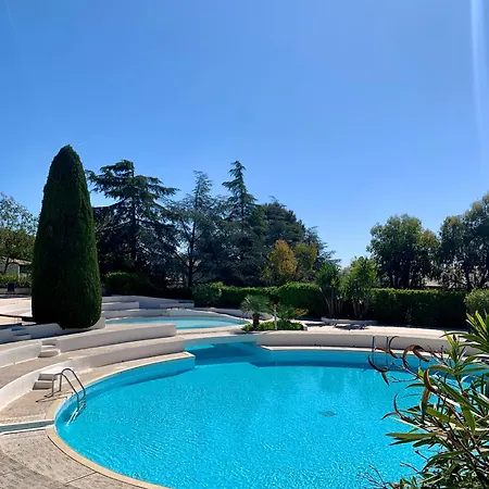 Apartment 2 Pieces, Moderne Et Lumineux Avec Piscine En Privee